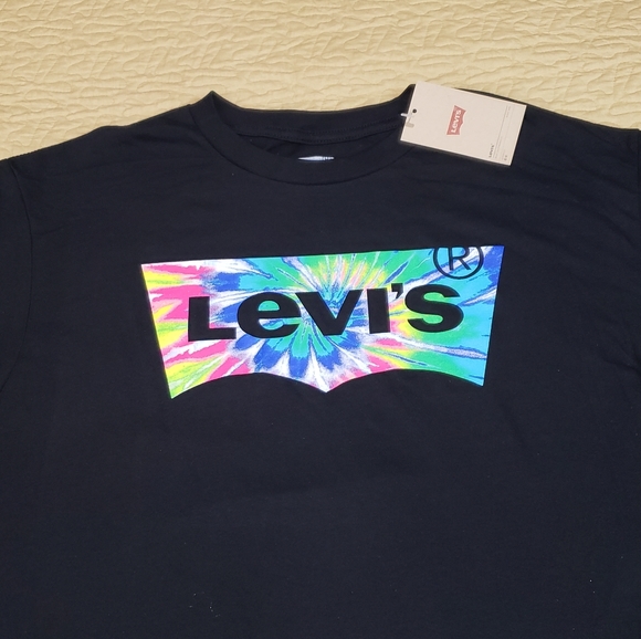 Levi's Tops - Levi's tie dye T shirt fits XL